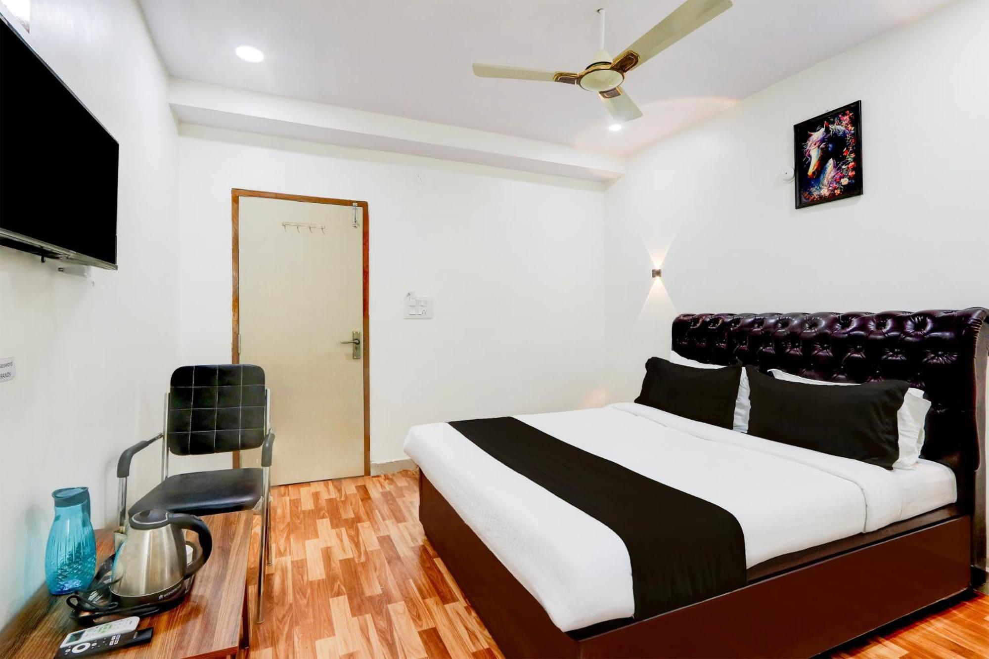 Hotel O Rms Grand Patancheru Exterior photo